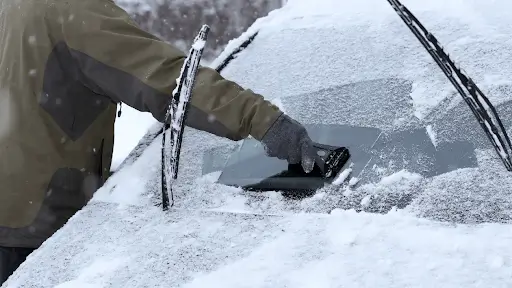 clean-salt-off-your-car-witer